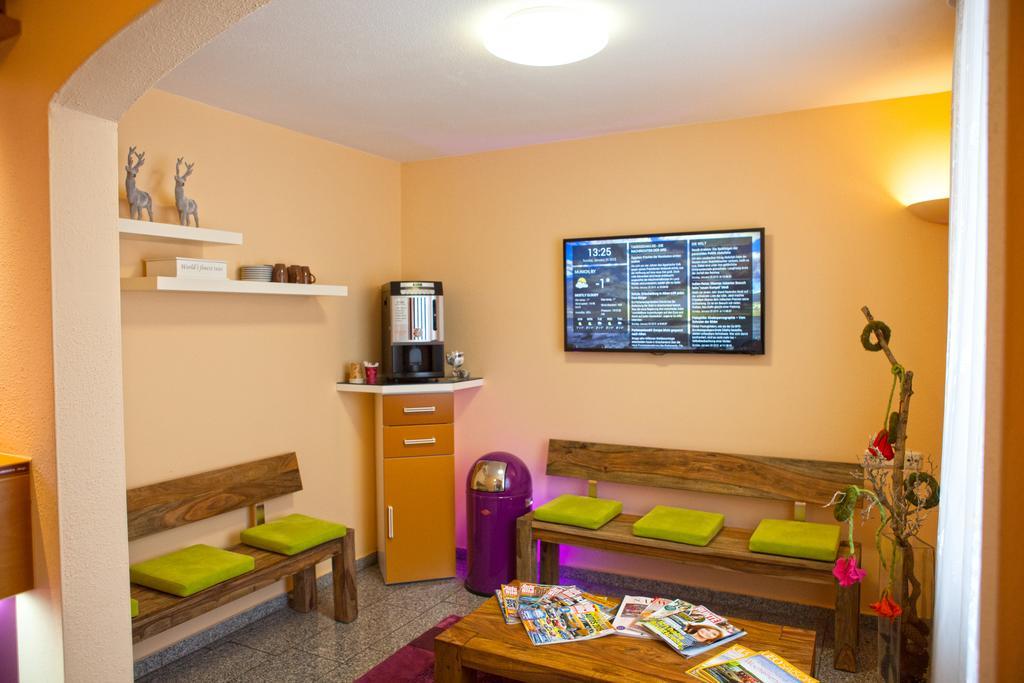 Hotel Am Ostpark Нойбиберг Экстерьер фото