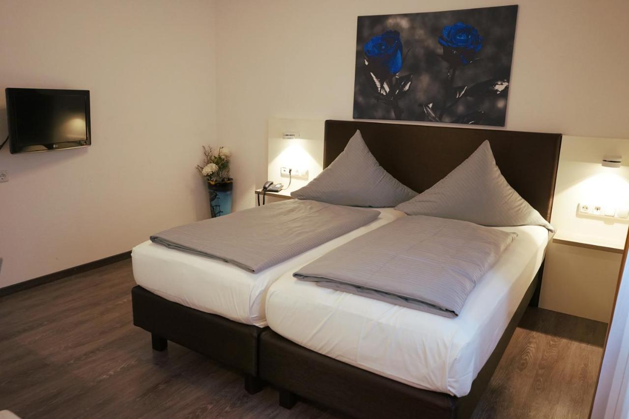 Hotel Am Ostpark Нойбиберг Экстерьер фото